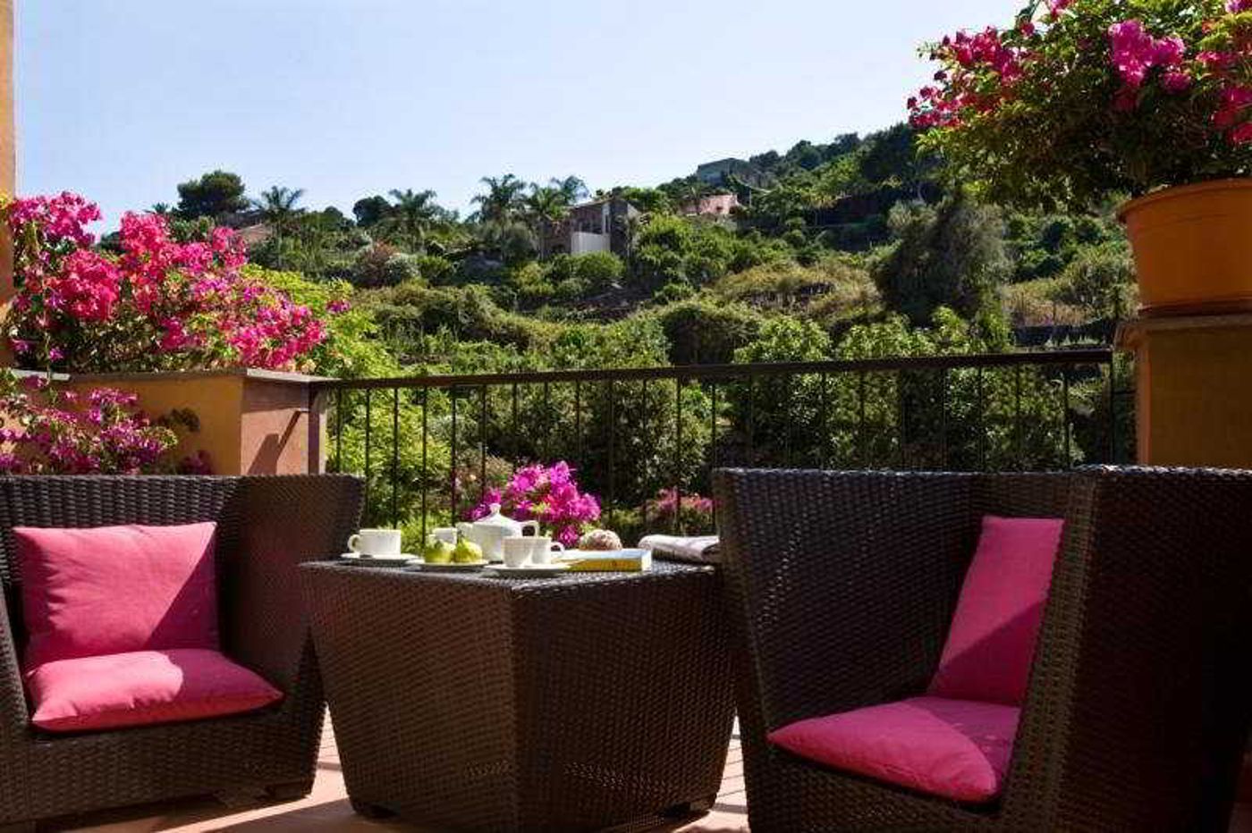 Santa-Tecla-Palace-Terrace-15