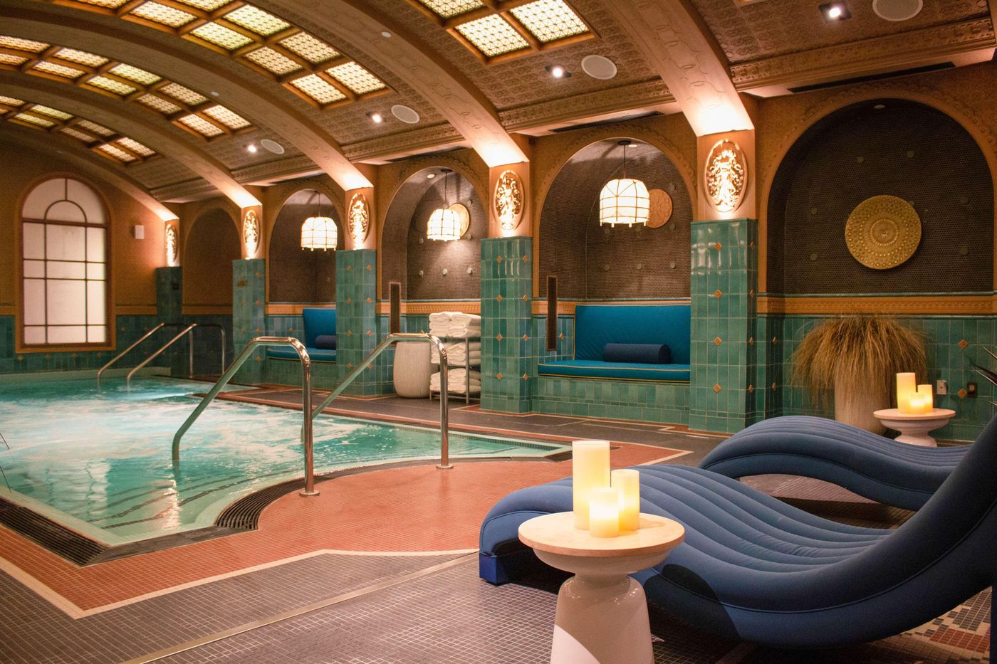 Virgin-Hotels-Las-Vegas-Curio-Collection-by-Hilton-Pool-68