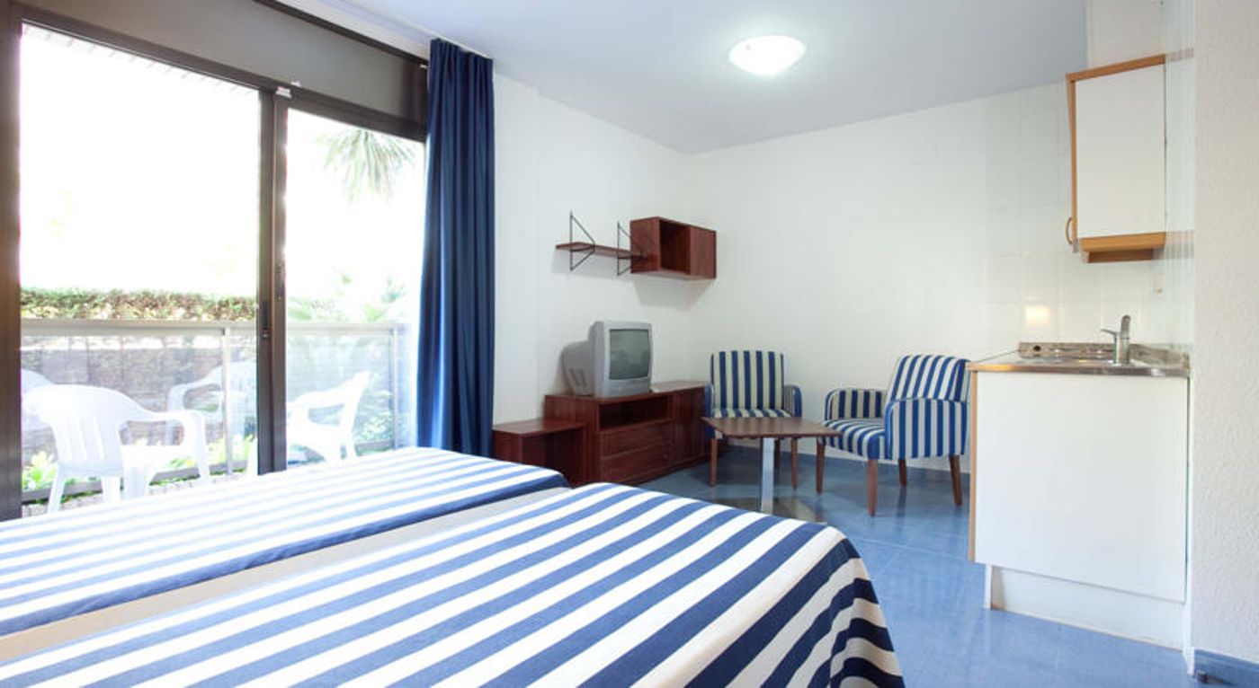 Olimar II Apartments