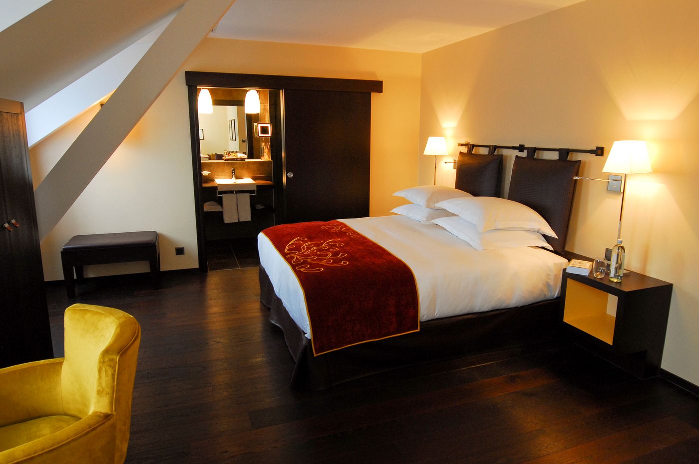 Eastwest-Hotel-Room-16