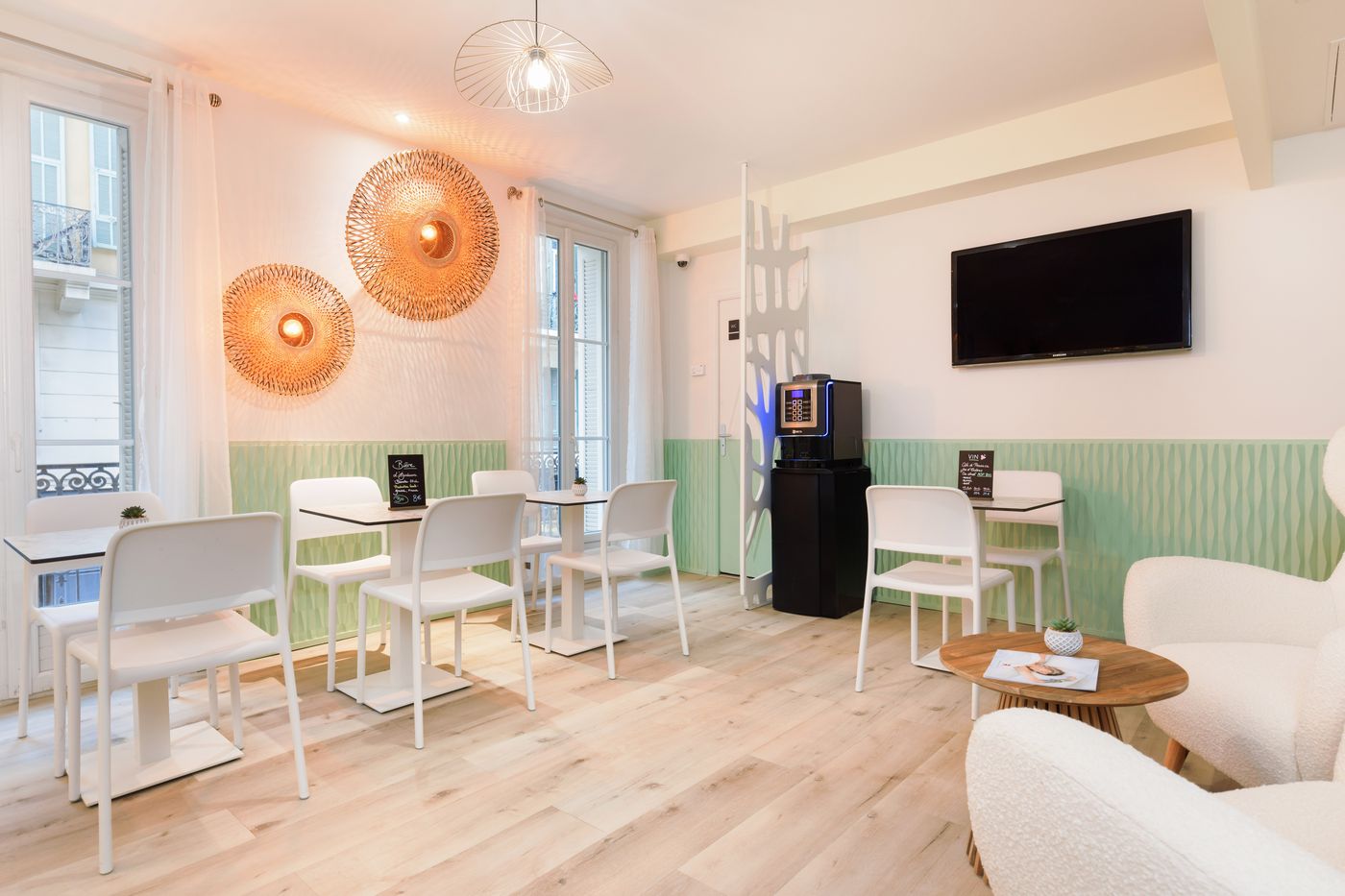 Grand-Hotel-Le-Florence-Bar-23