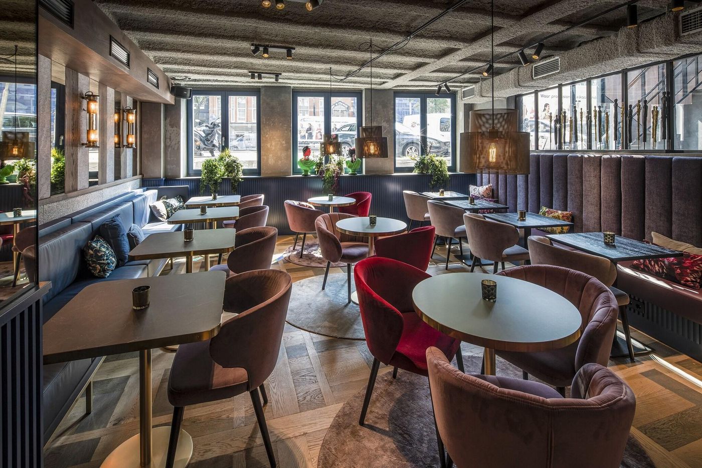 The Highlander-Netherlands-Amsterdam-Restaurant-5