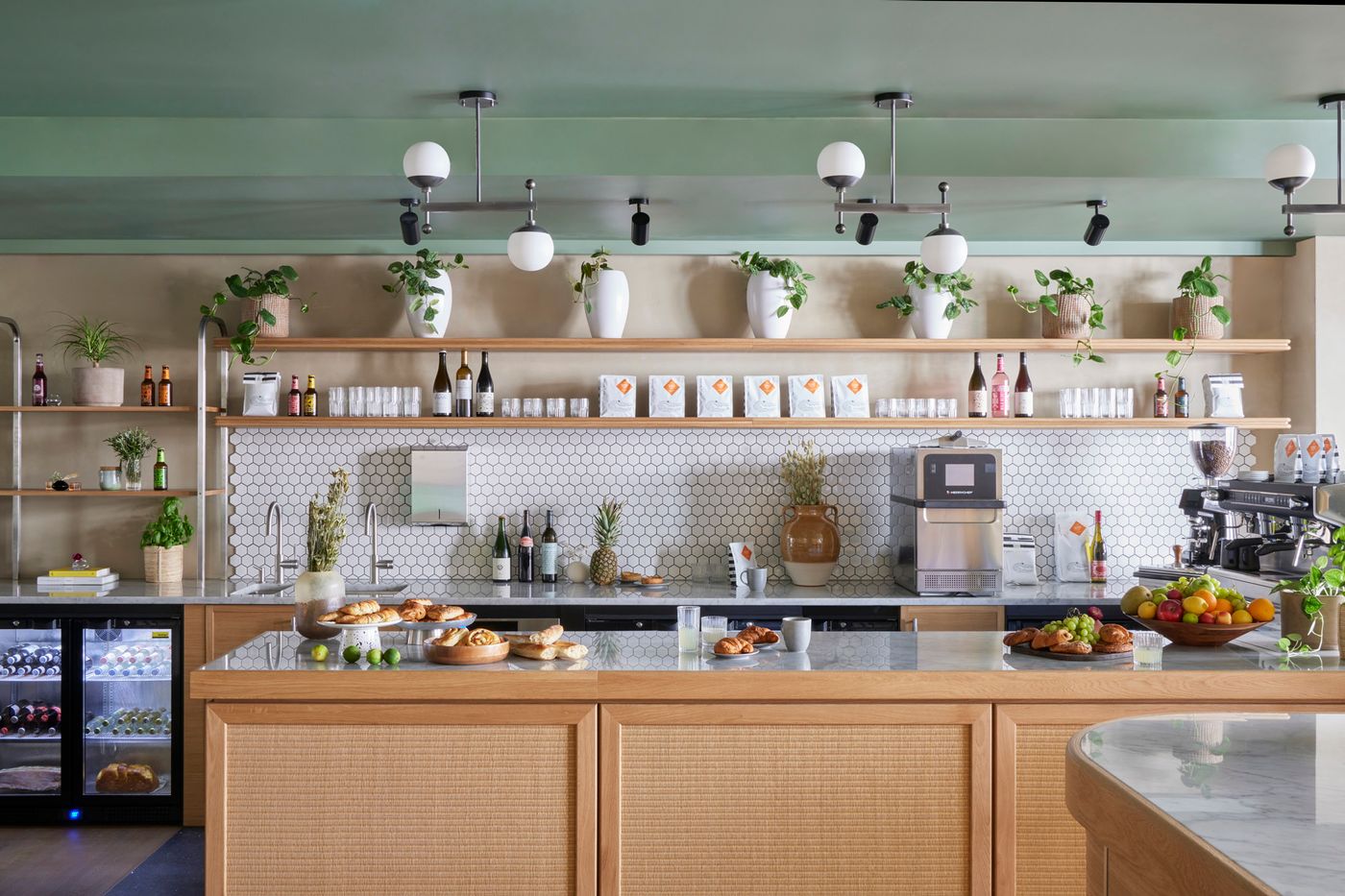 Schwan-Locke--Landwehrstrasse-Bar-16