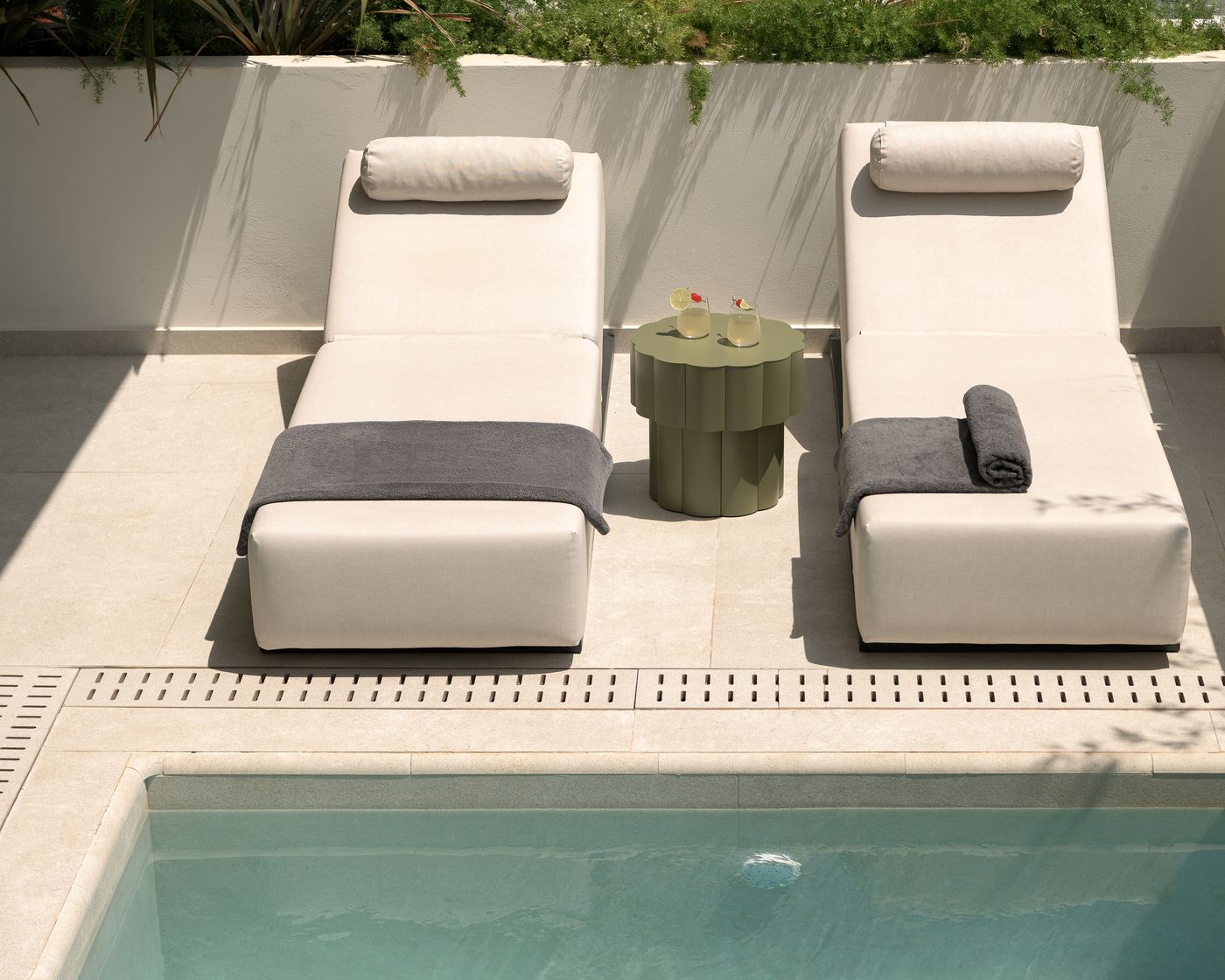 Theartemis-Palace-Room-16