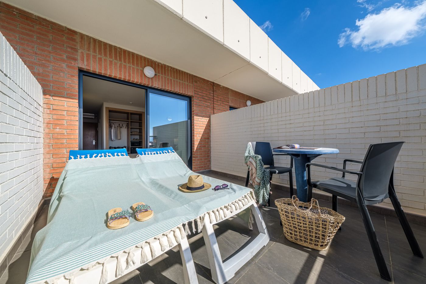 California-Garden-Room-9