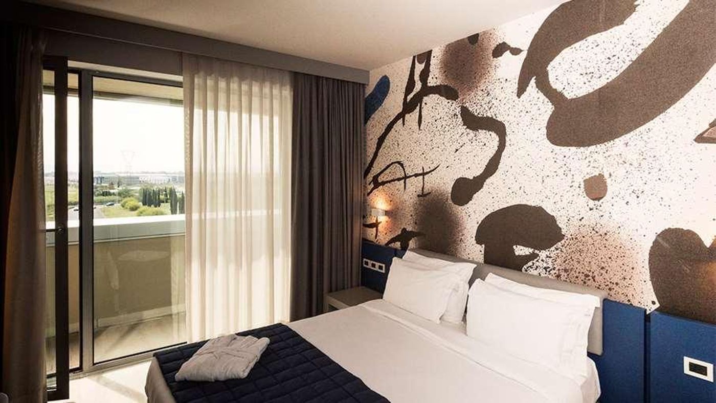 Hotel-Miro-Room-22
