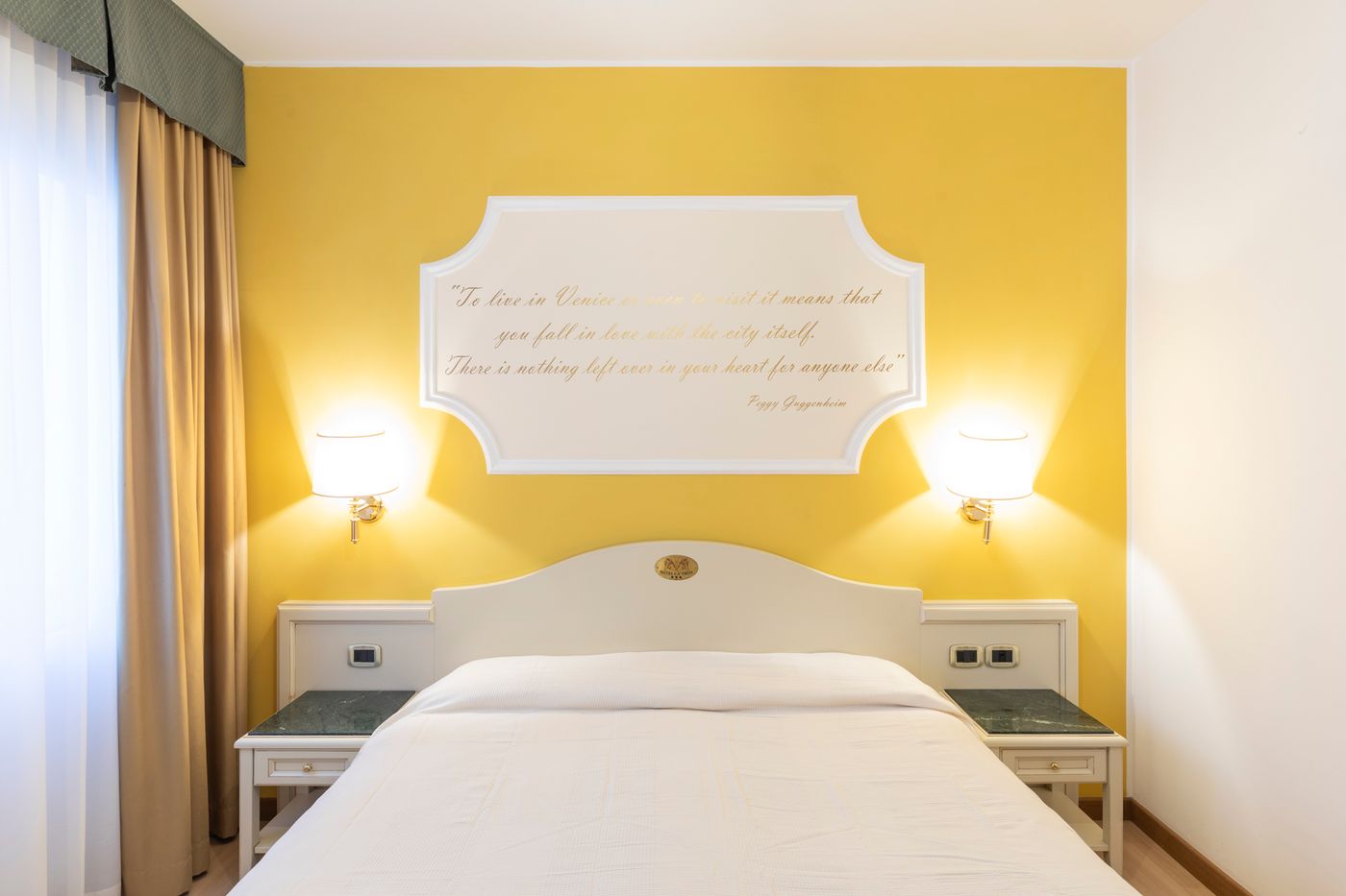 Hotel-Ca--Tron-Room-9