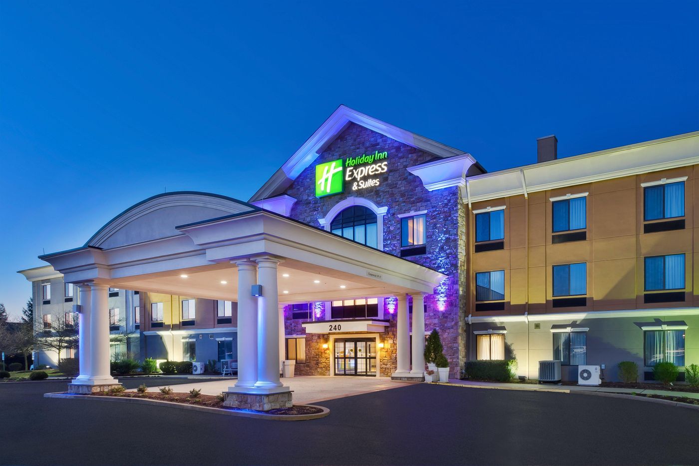 Holiday Inn Express Hotel & Suites Doylestown-United States-WARMINSTER-General view-6