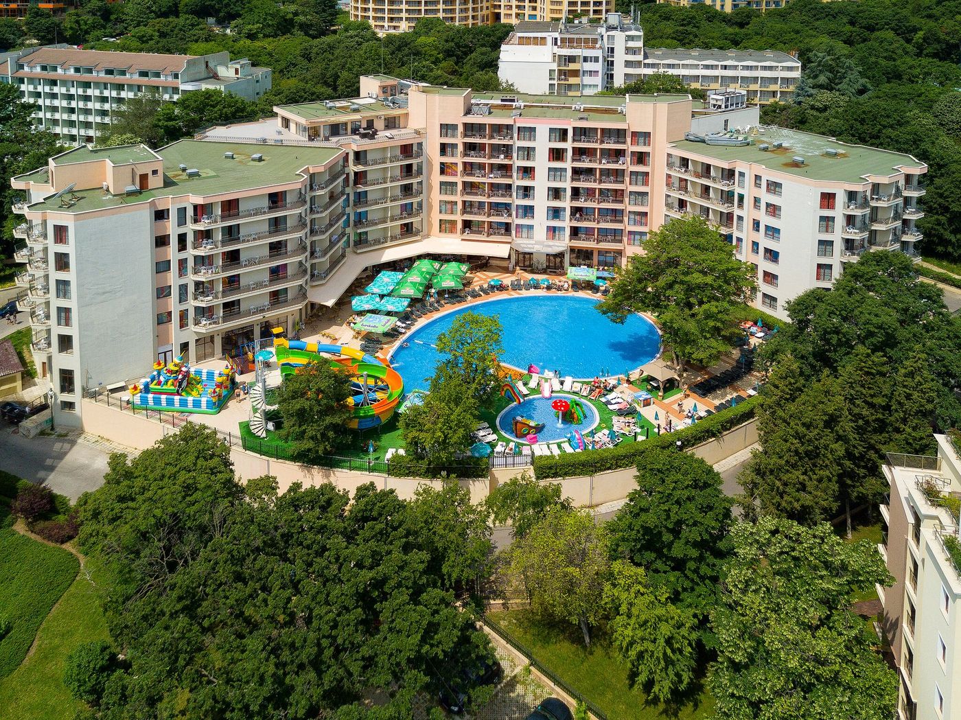 Prestige-Hotel---Aquapark-General-view-3
