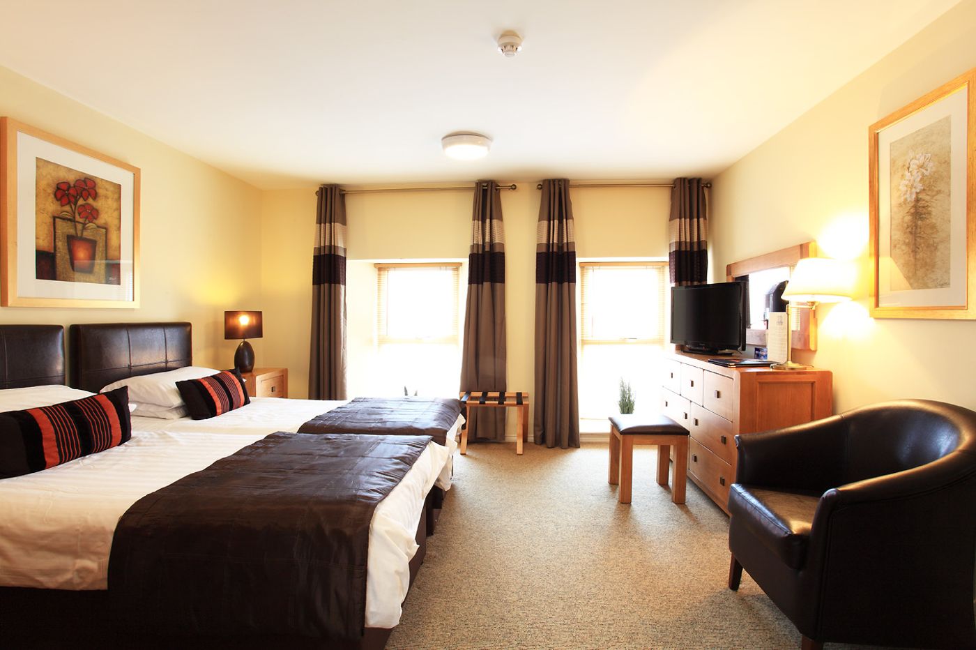 O'Donnabhain's Guesthouse-Ireland-KENMARE-General view-4