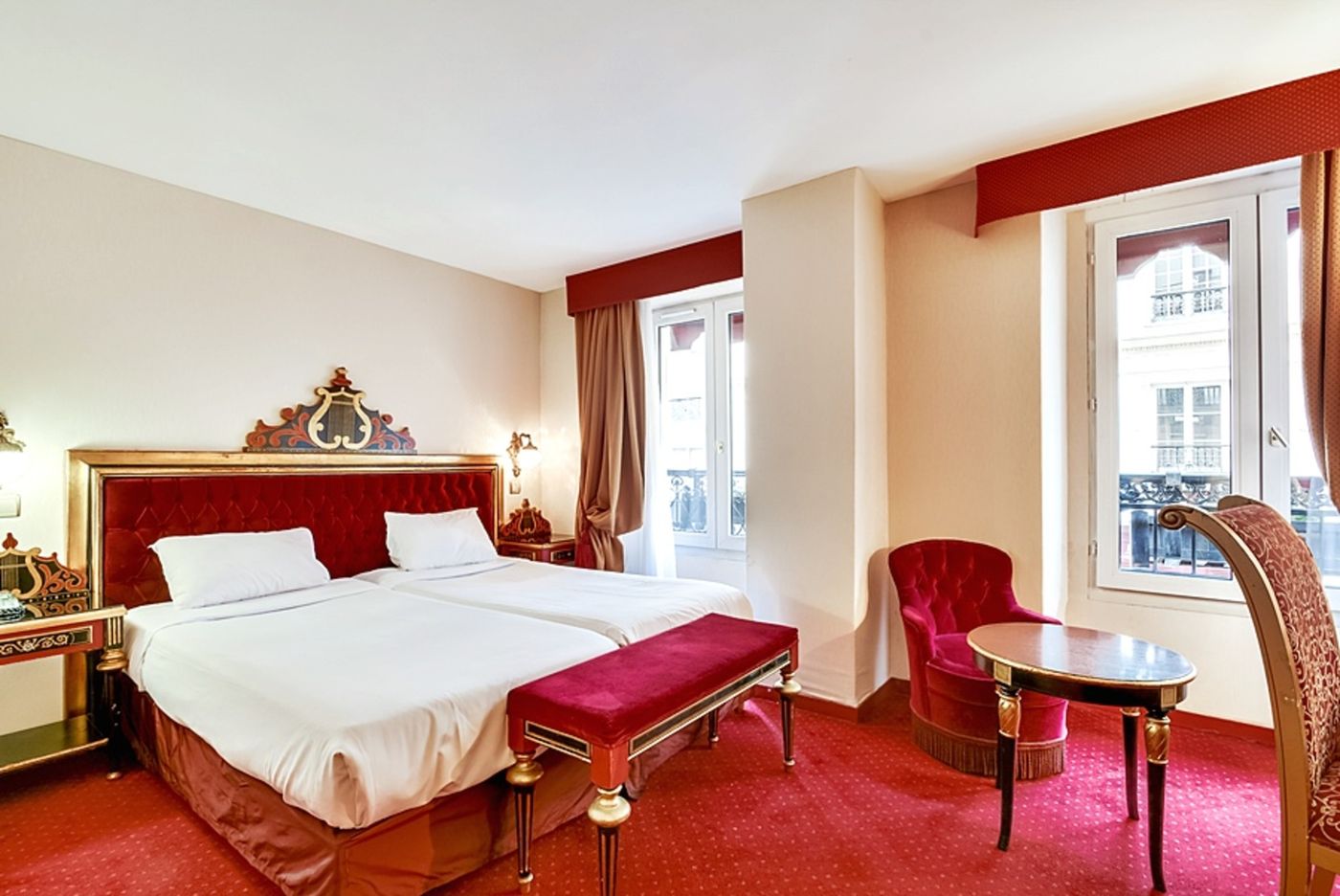 Villa-Opera-Drouot-Room-20