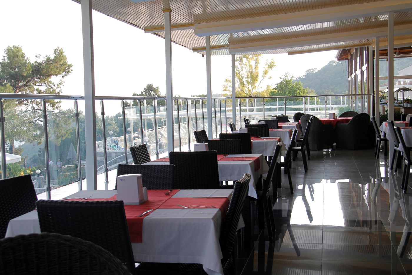 Nicholas-Park-Hotel-Restaurant-24