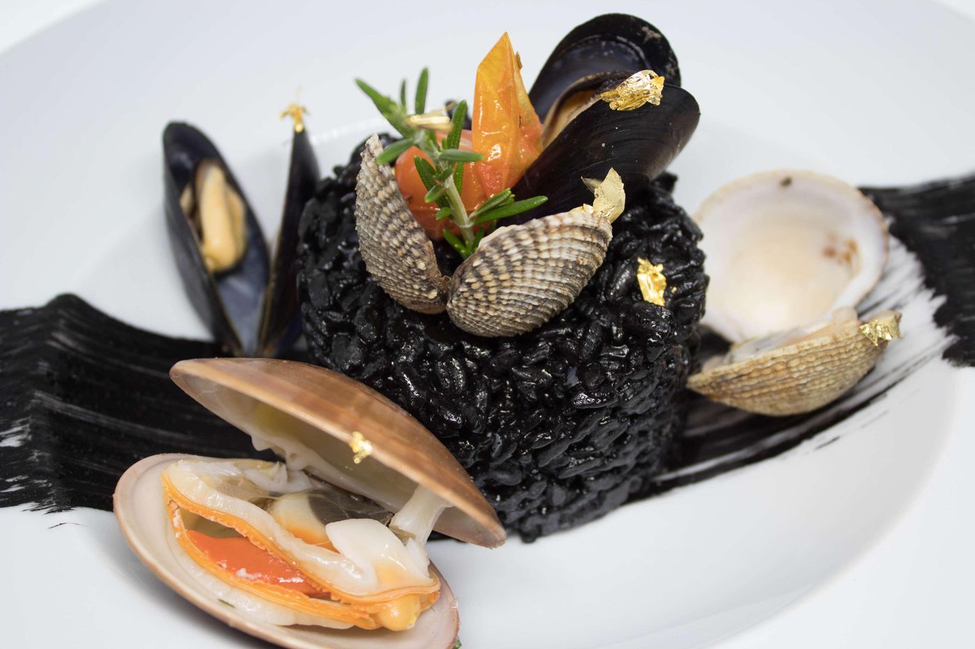 The-Royal-Blue-Restaurant-100