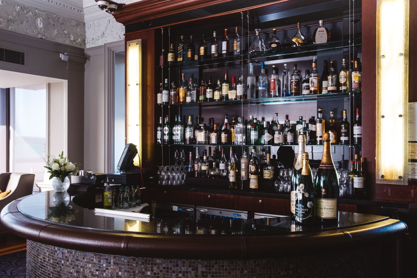 Grand-Jersey-Hotel---Spa-Bar-7