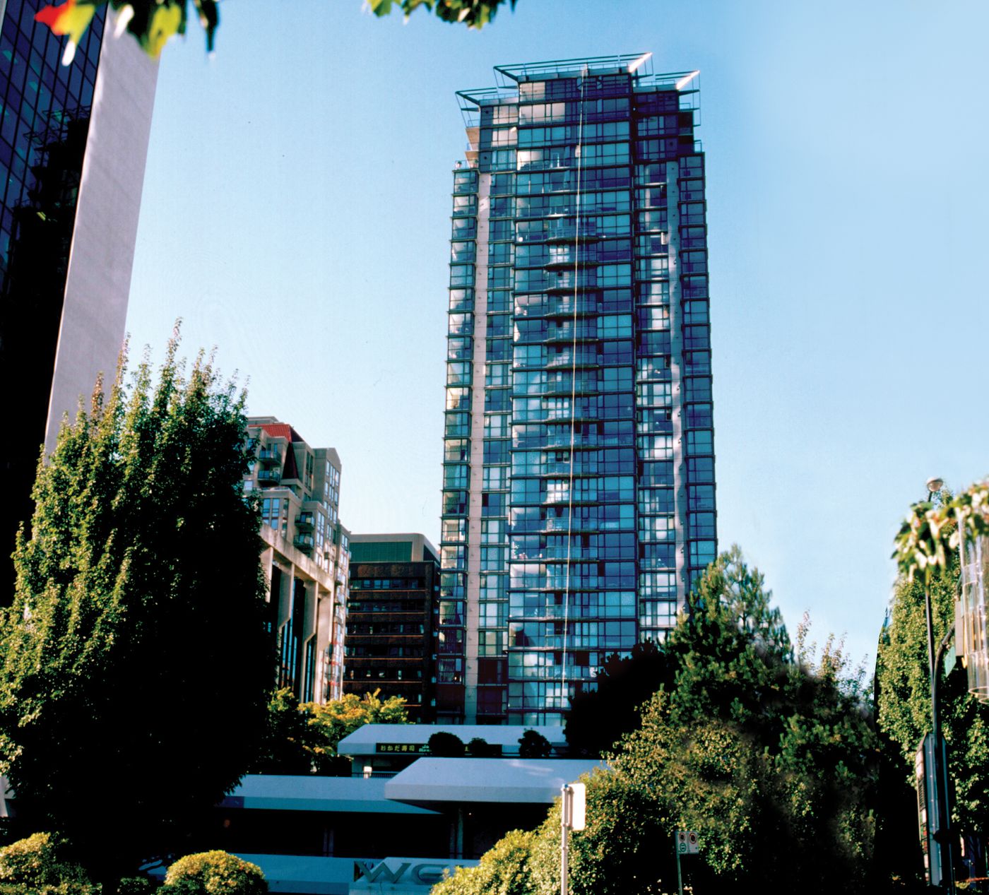 WorldMark-Vancouver-The-Canadian-General-view-9