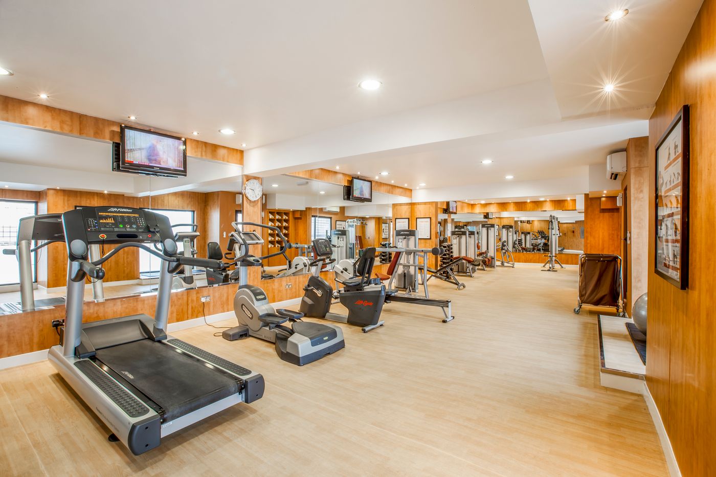 Golden Sands 3 Hotel Apartments