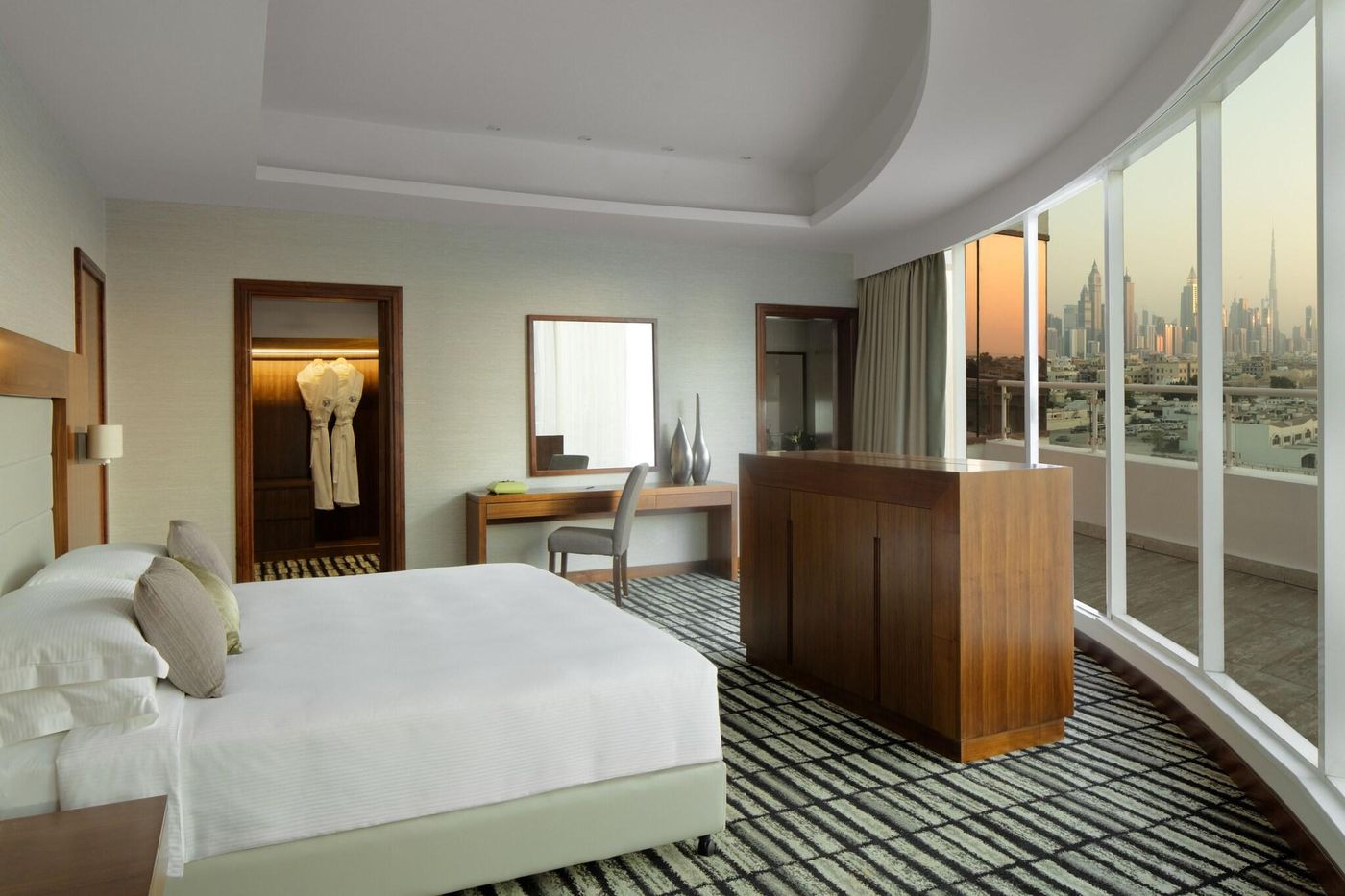 Jumeira-Rotana-Room-11