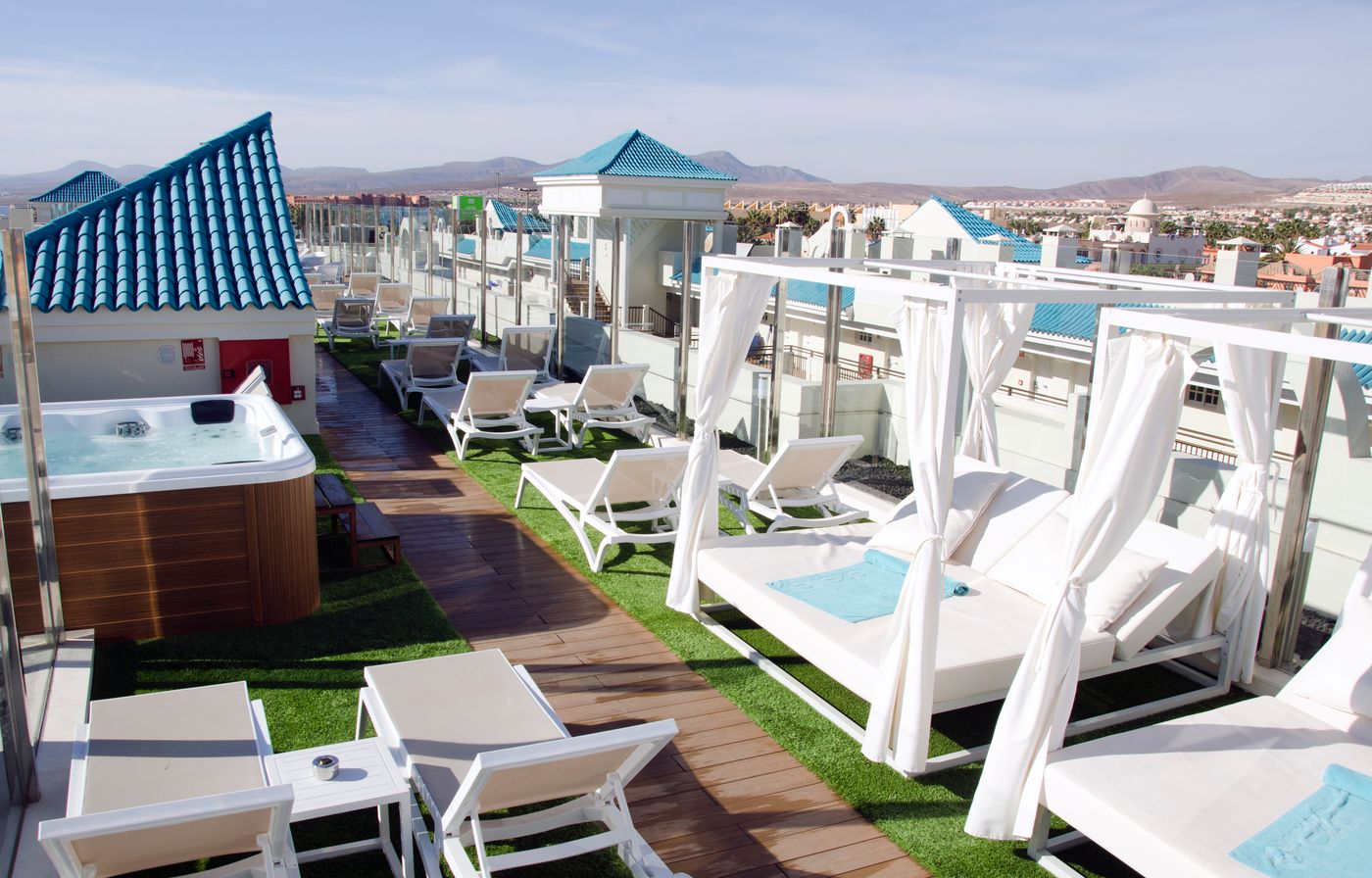 Ereza-Mar---Adults-Only-Pool-5