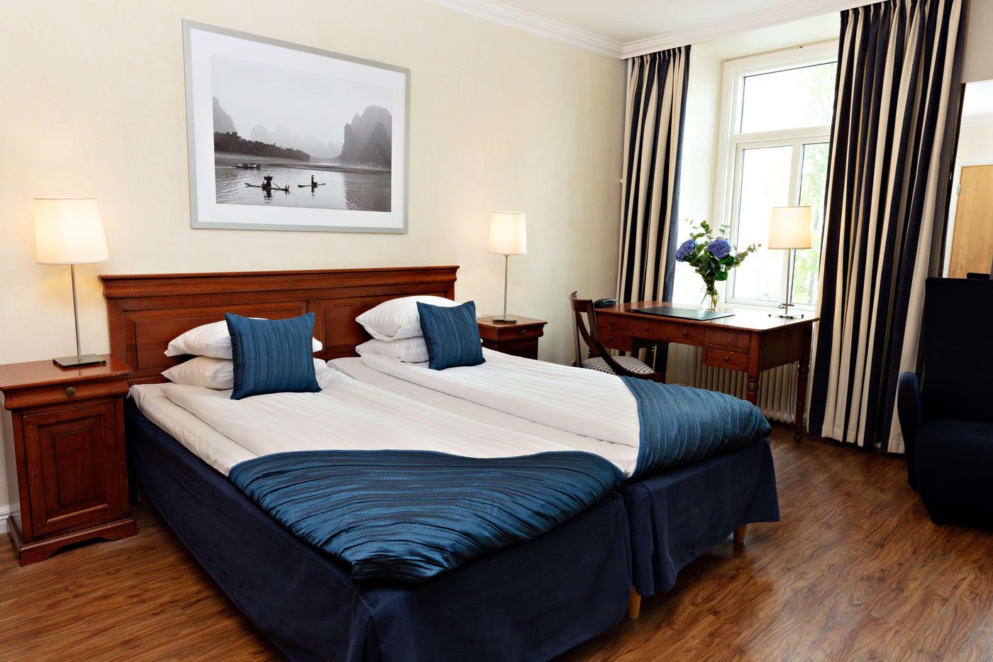 Sure Hotel by Best Western Center-Sweden-Gothenburg-Room-6