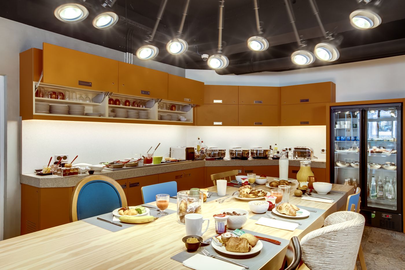 Hotel-Mercure-Paris-Gare-Montparnasse-General-view-54