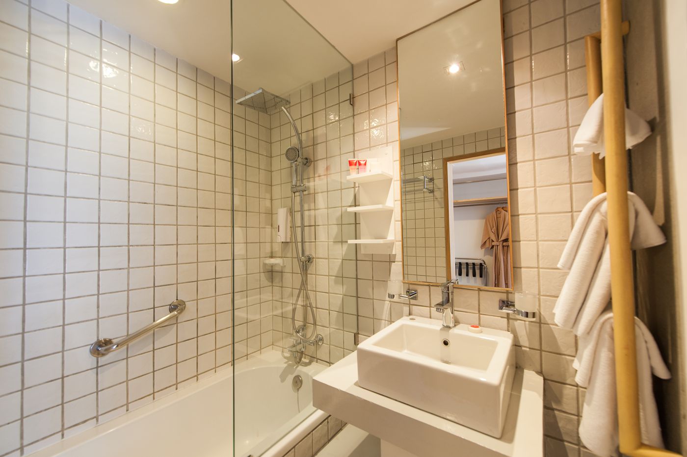 Ramada-by-Wyndham-Phuket-Southsea-Room-51