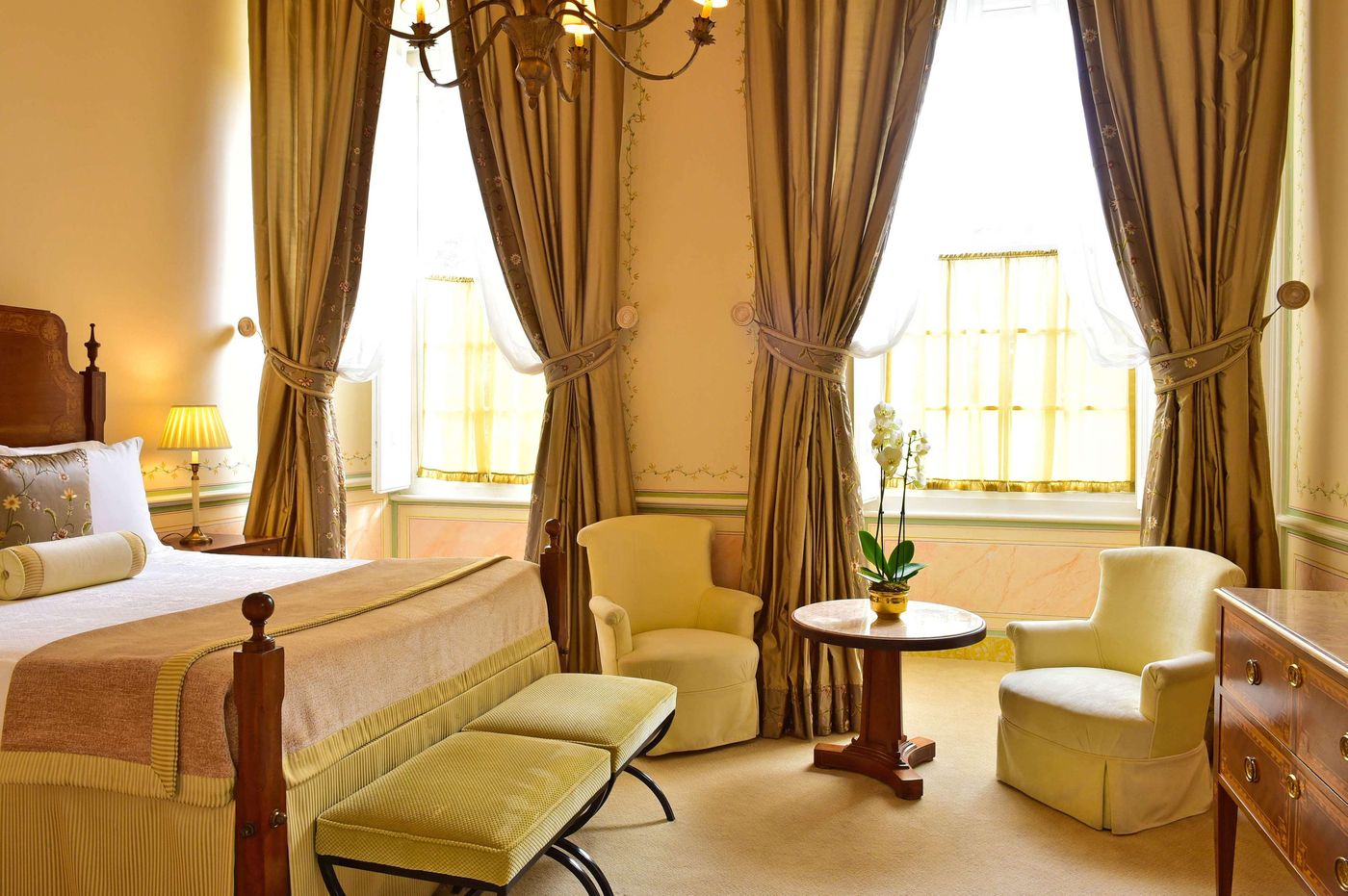 Tivoli-Palacio-de-Seteais-Room-35