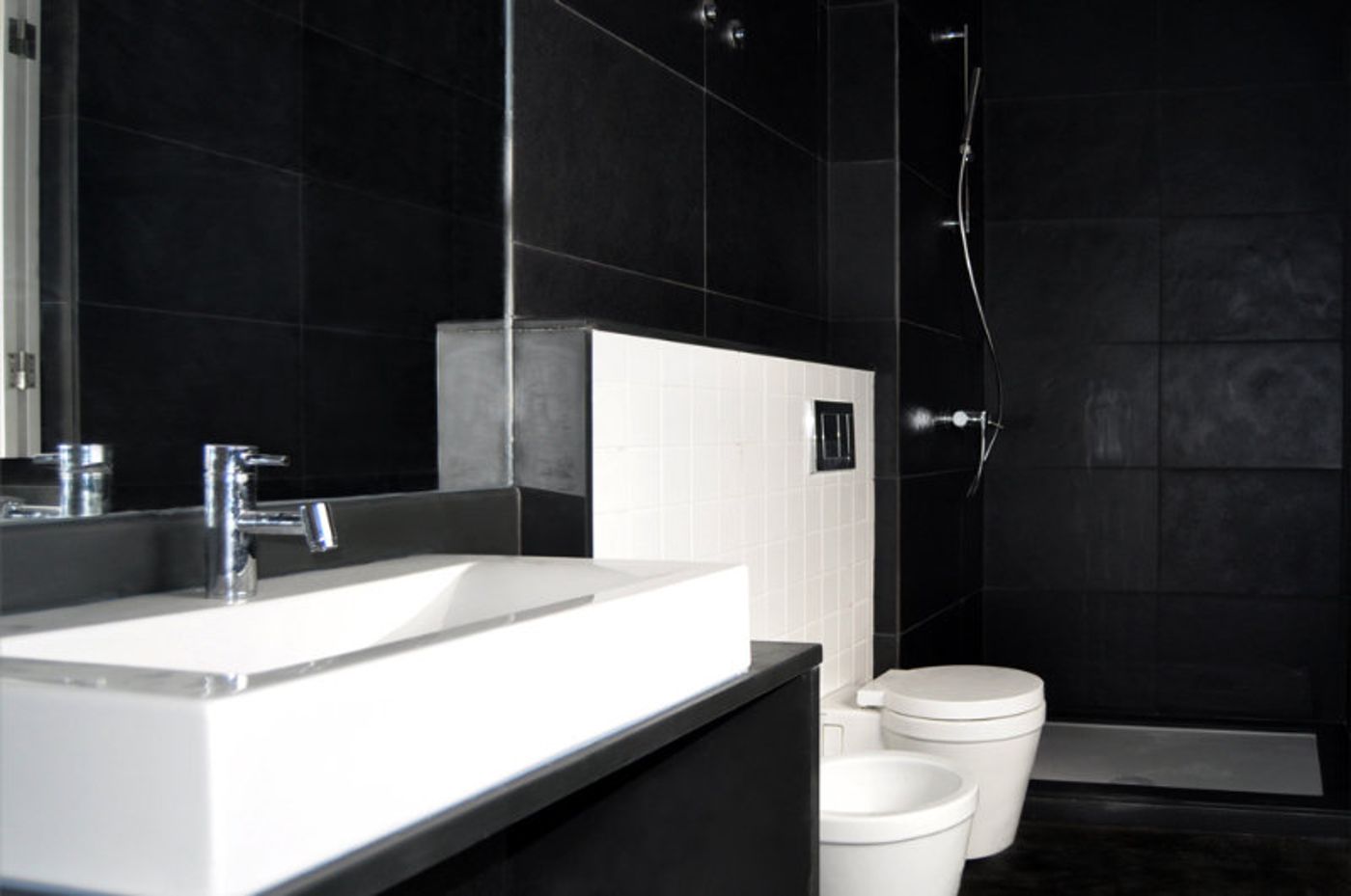 Hello-Lisbon-Santa-Apolonia-Apartments-Room-24