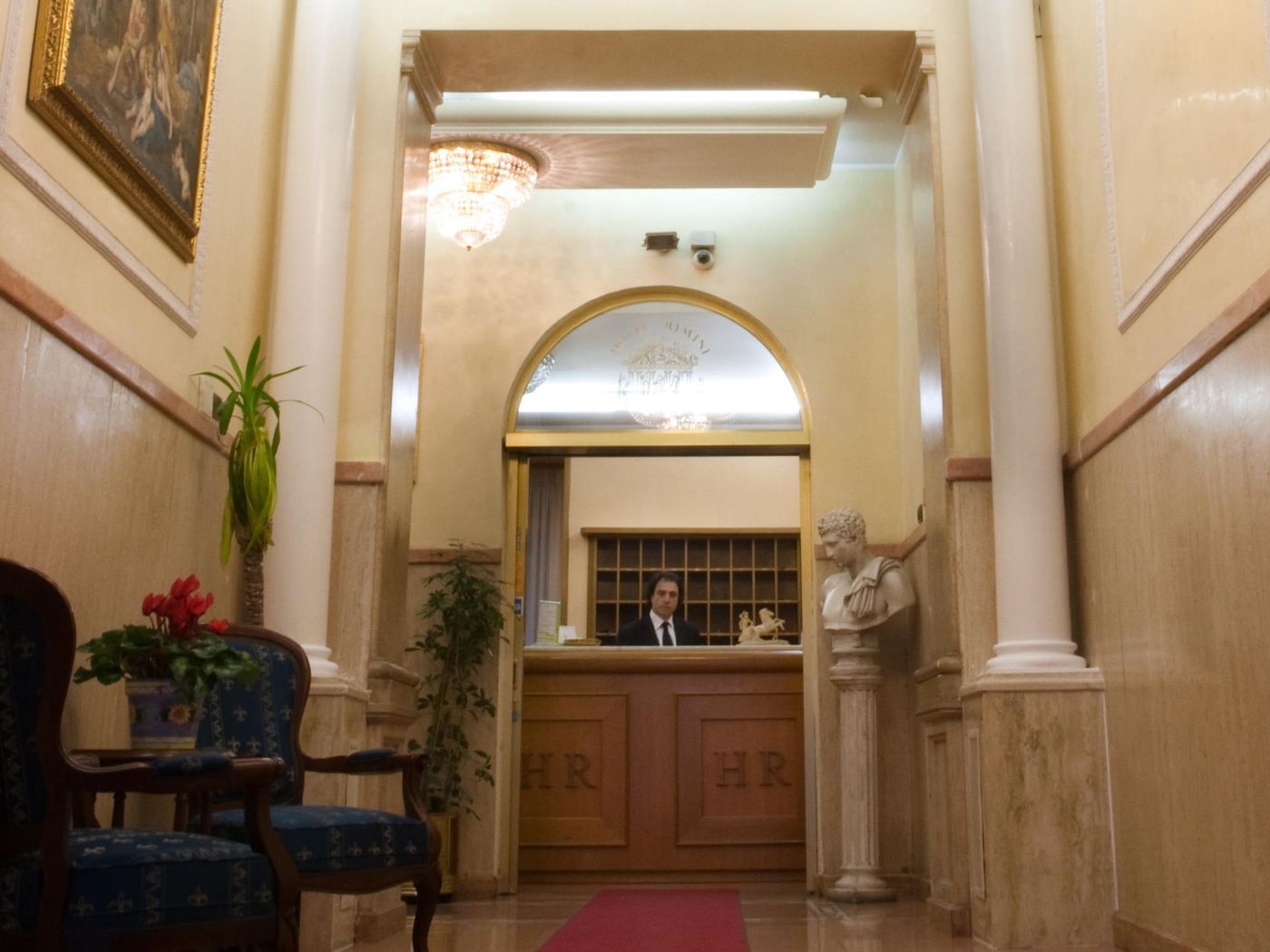 Rimini-Hotel-Lobby-8