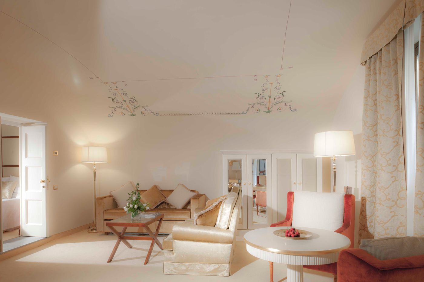 Golden-Tower-Hotel---Spa-Room-68