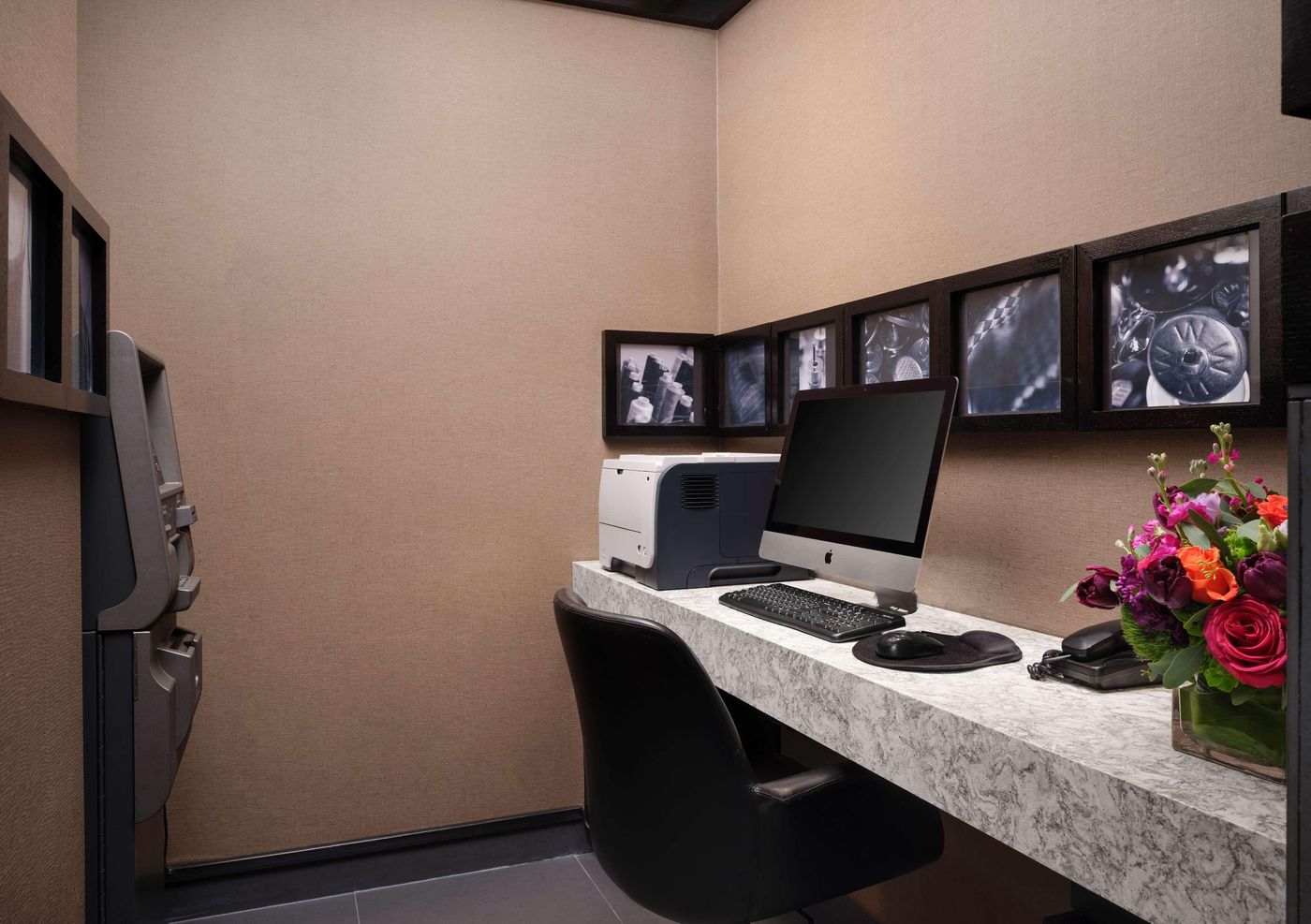 Hilton-New-York-Fashion-District-General-view-36