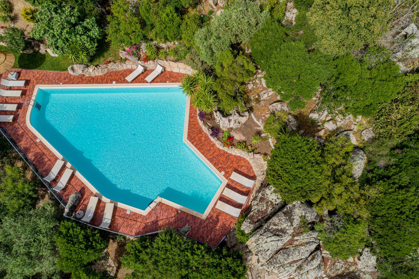 Hotel-San-Trano-Pool-2