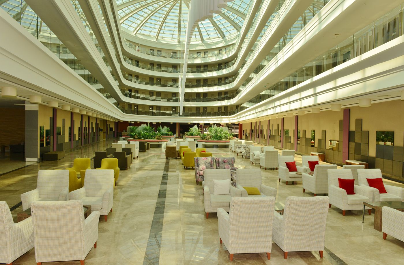 Green-Nature-Diamond-Hotel-Lobby-38