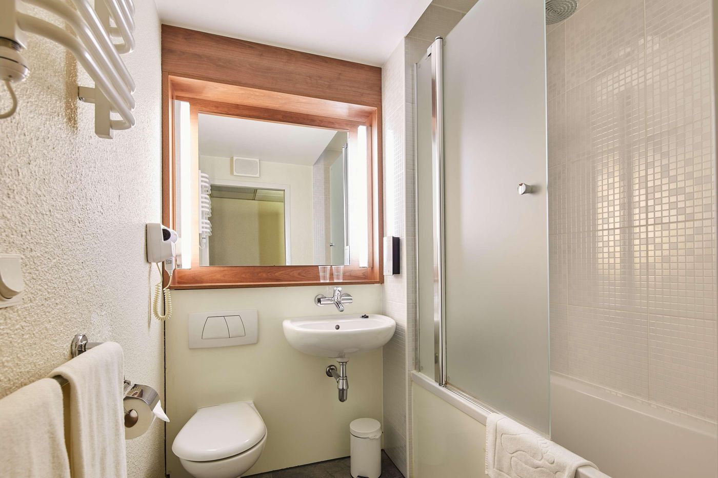 Campanile-Krakow-Old-Town-Room-48