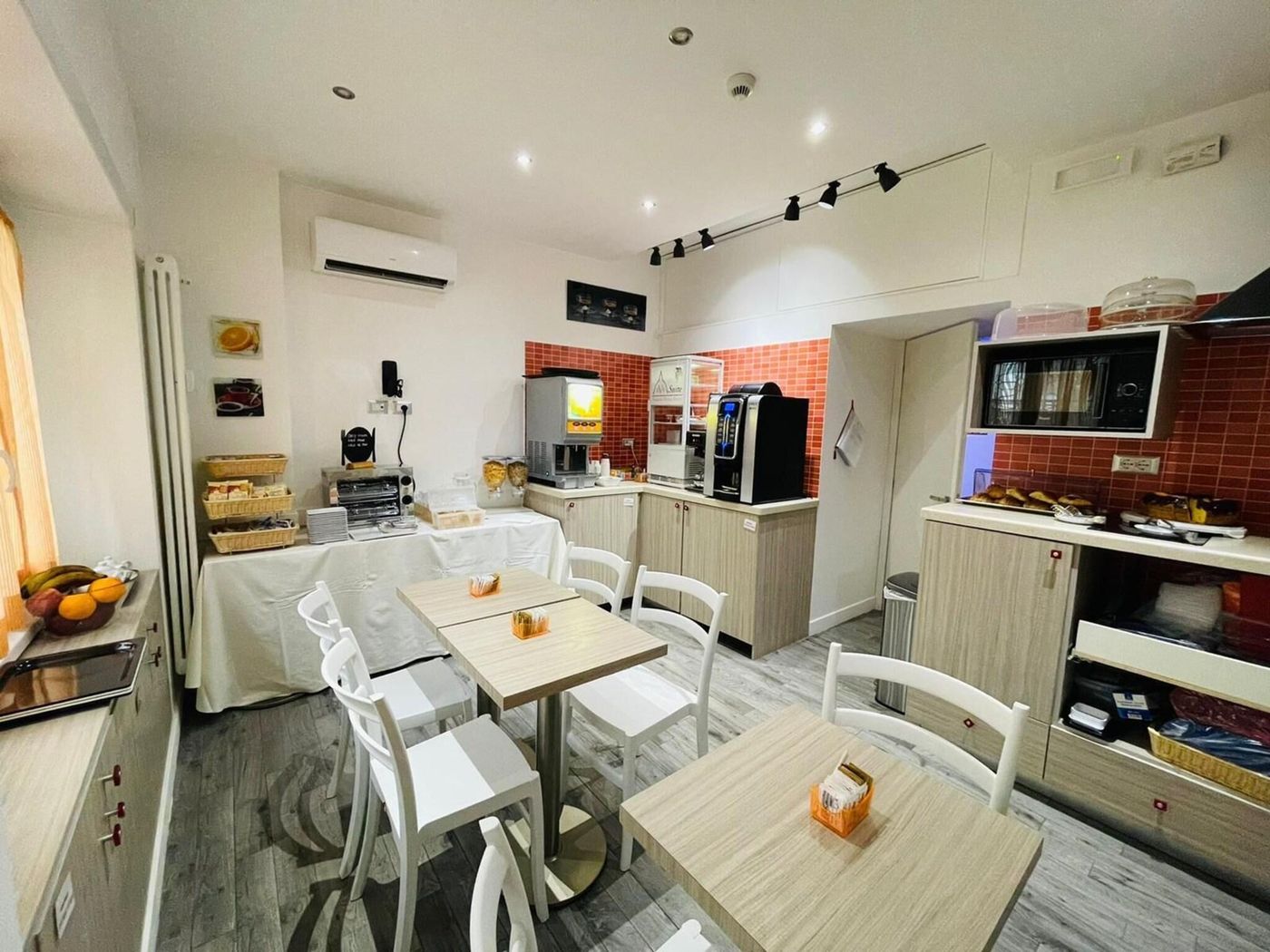 Vatican-Relais-Rome-Restaurant-7