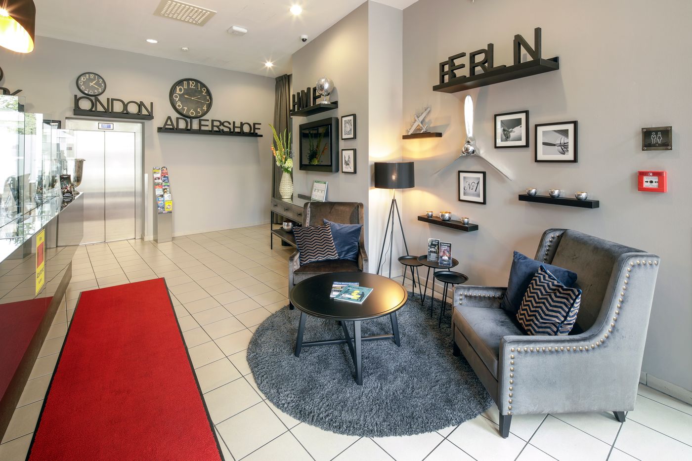 Airporthotel-Berlin-Adlershof-Lobby-3