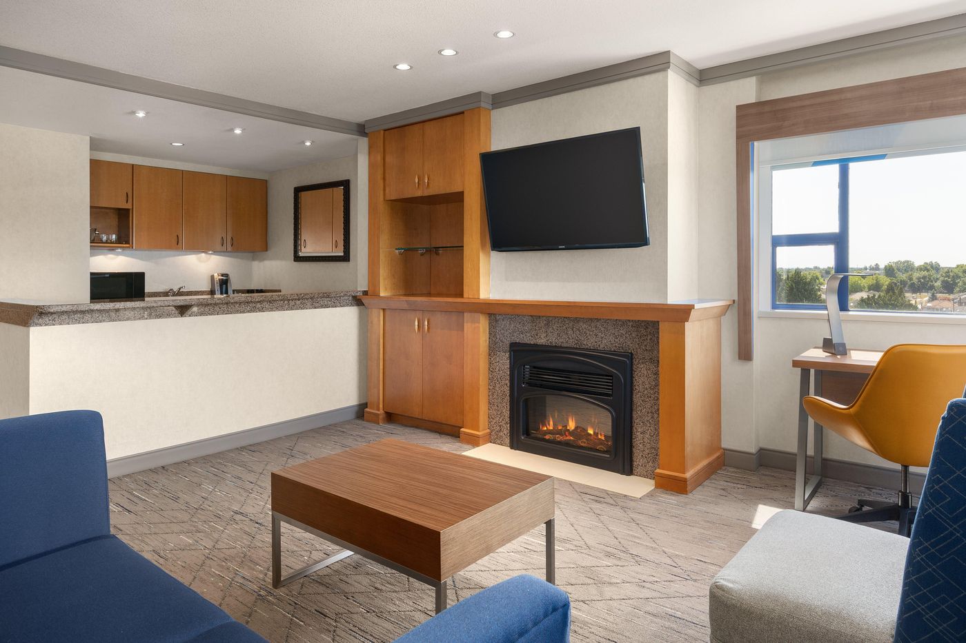 Holiday-Inn-Express-Vancouver-Airport-Richmond-Room-9