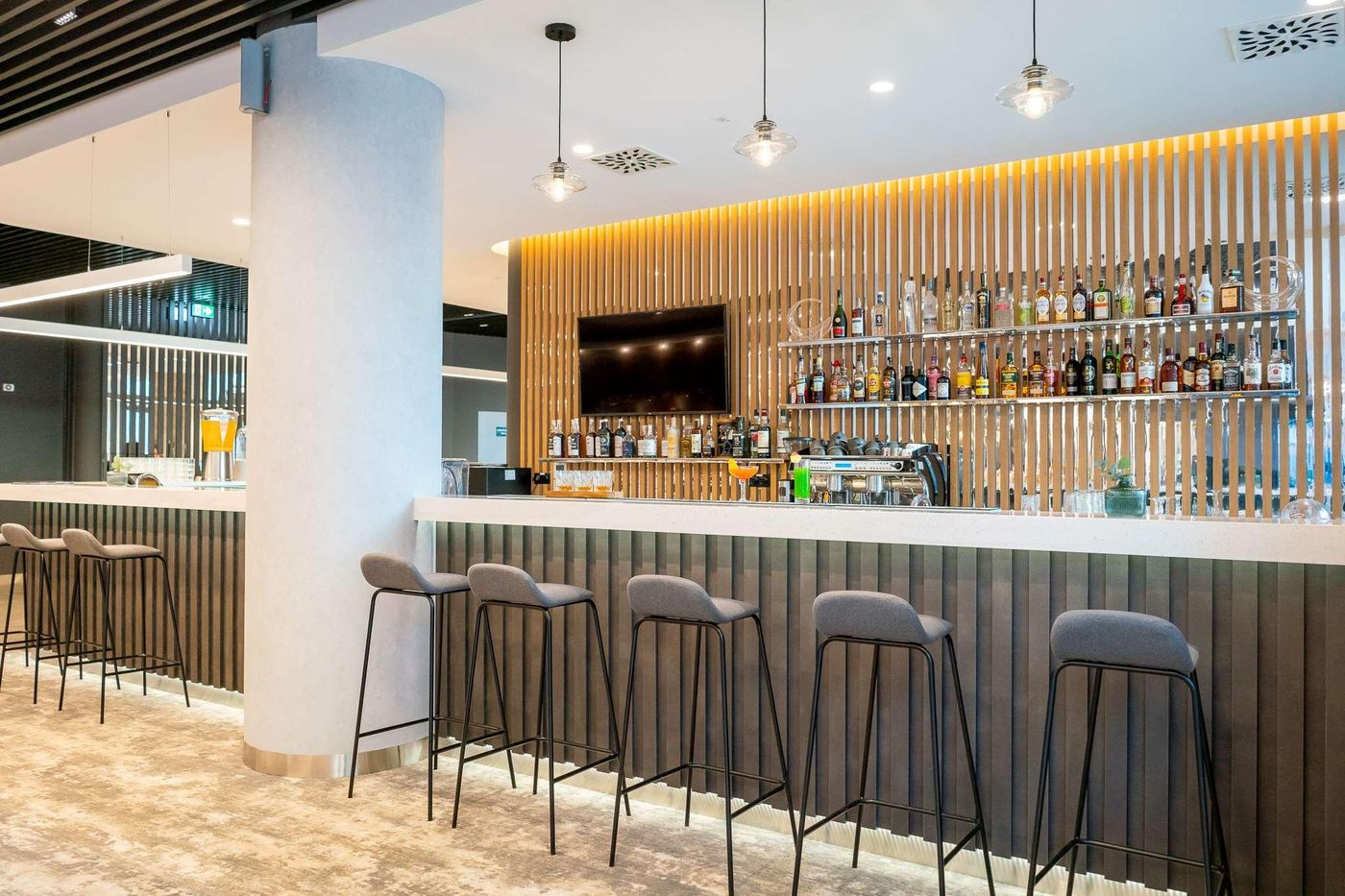 Focus-Hotel-Premium-Warszawa-Bar-12