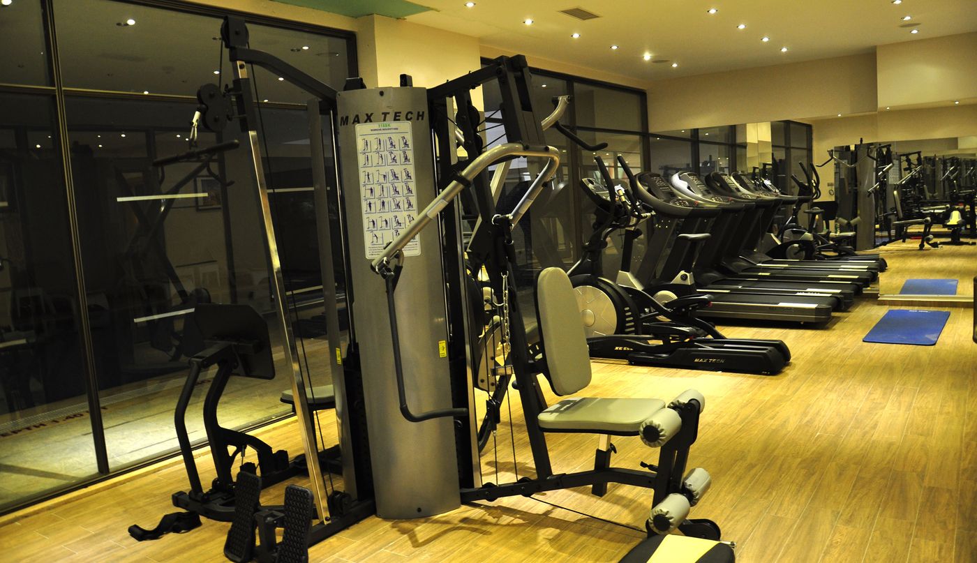 Jasmin-Beach-Hotel-Sports-and-Entertainment-58