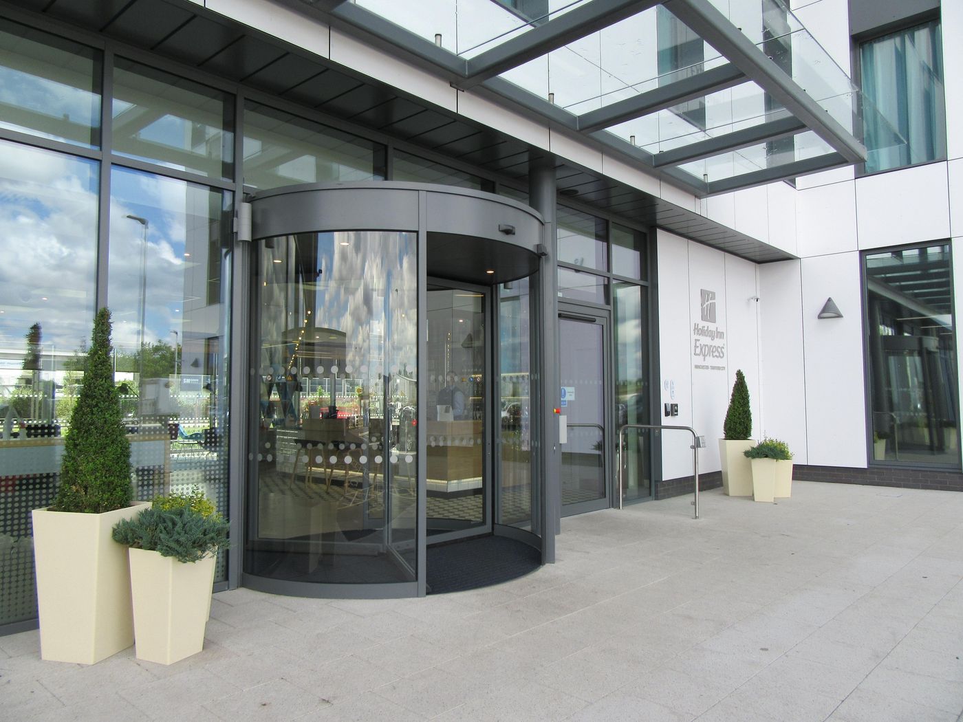 Holiday Inn Express Manchester - Trafford City-United Kingdom-Manchester-General view-9