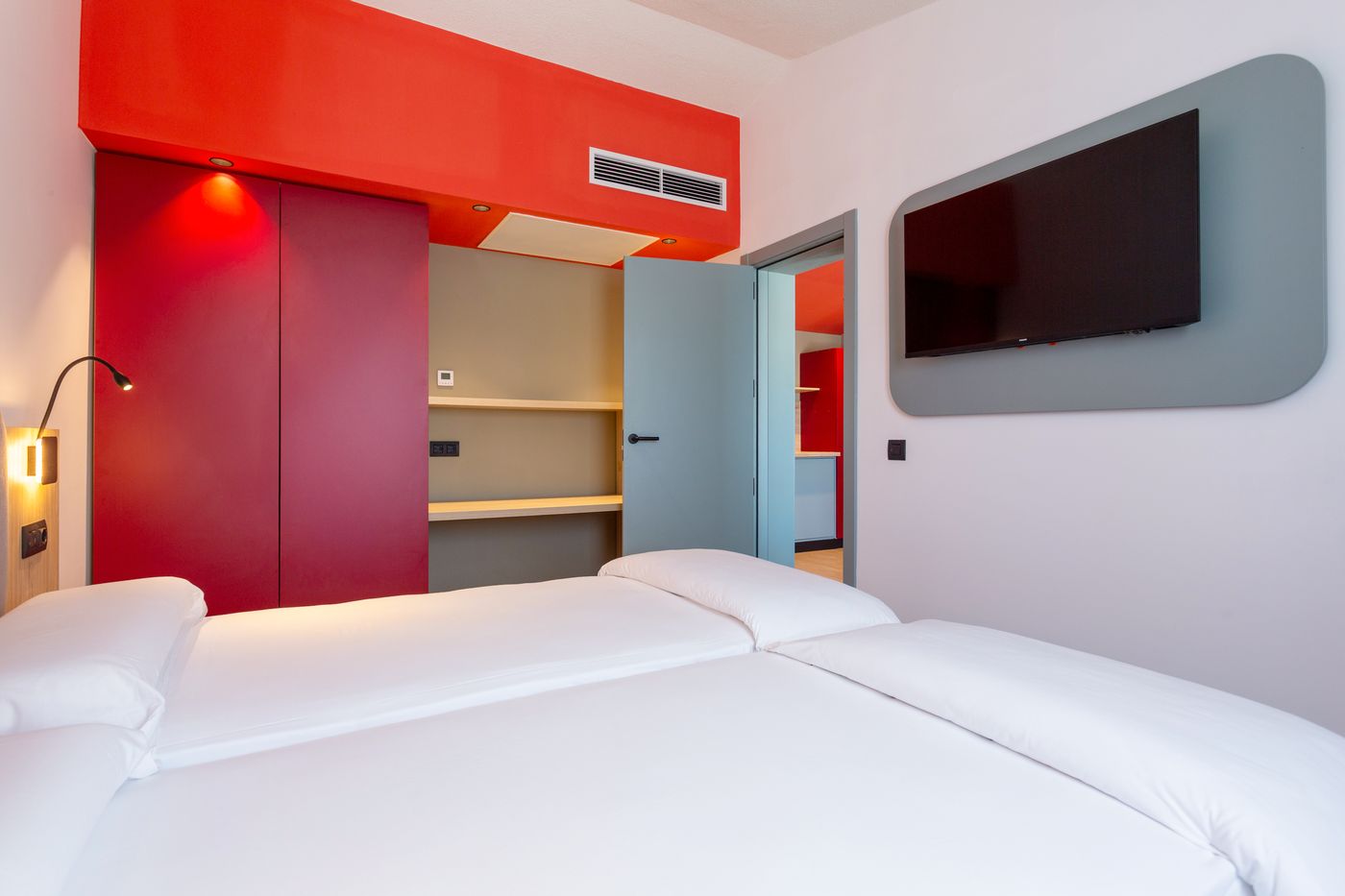 25.07.25 Sholeo Lodges Maspalomas