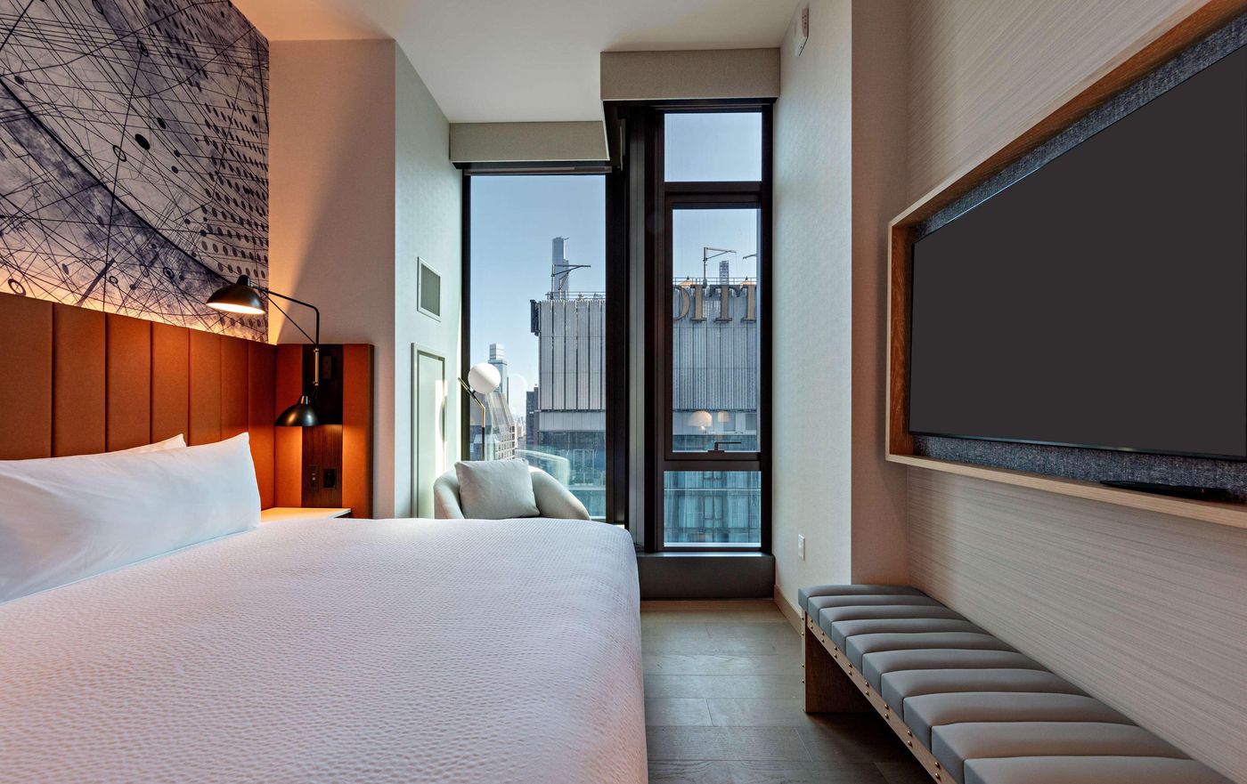 Tempo-by-Hilton-New-York-Times-Square-Room-34