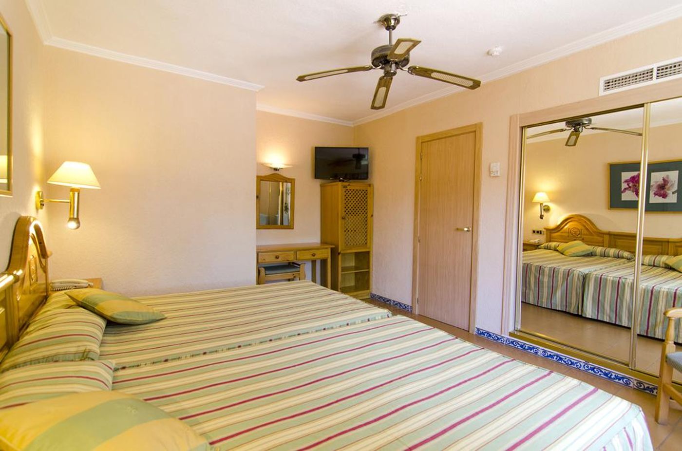 Marbella-Playa-Room-24