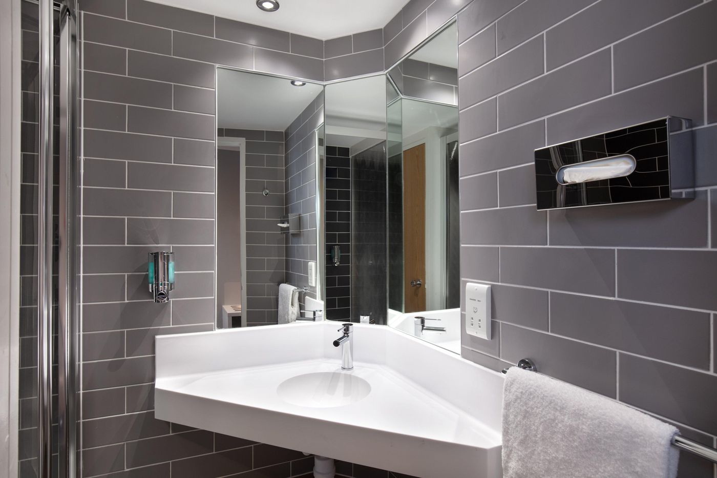 Holiday Inn Express Strathclyde Park M74 JCT 5-United Kingdom-STRATHCLYDE-Room-4