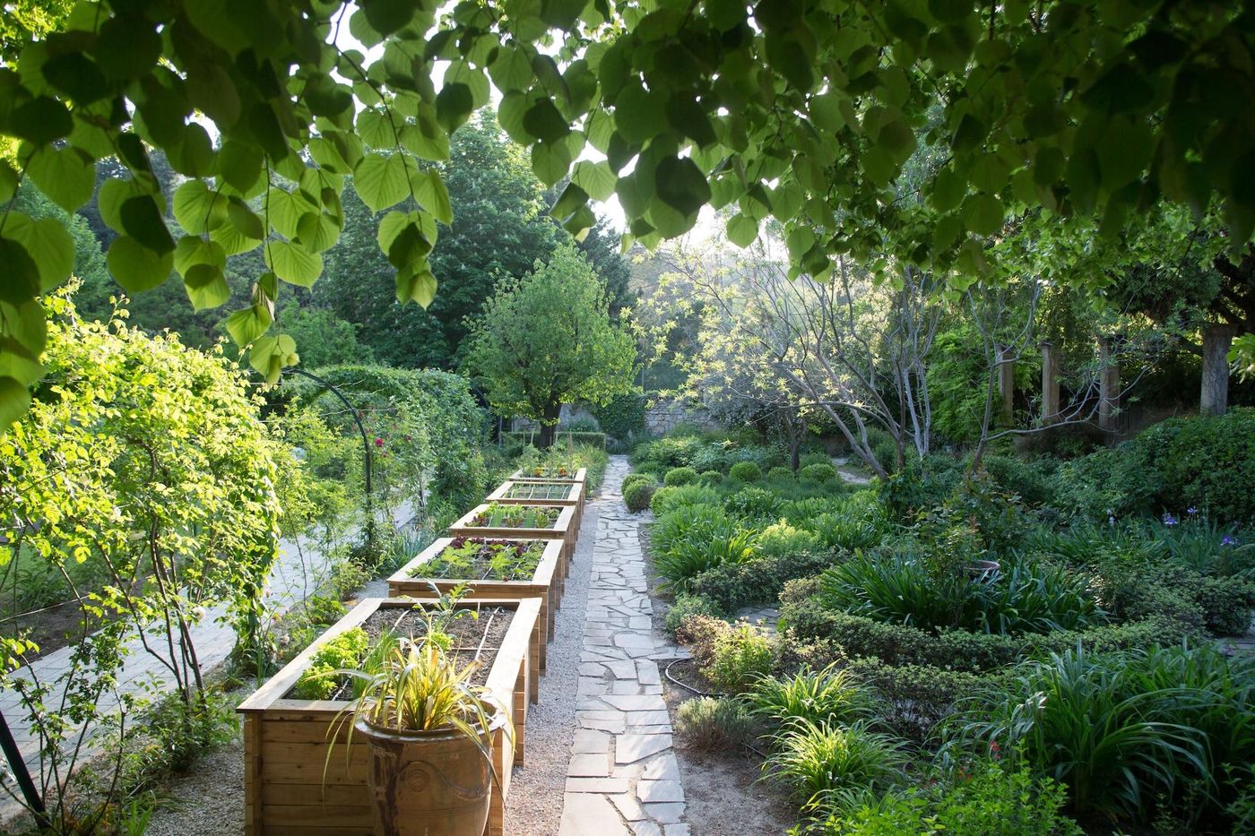 Le Prieure-France-VILLENEUVE-LES-AVIGNON-General view-9