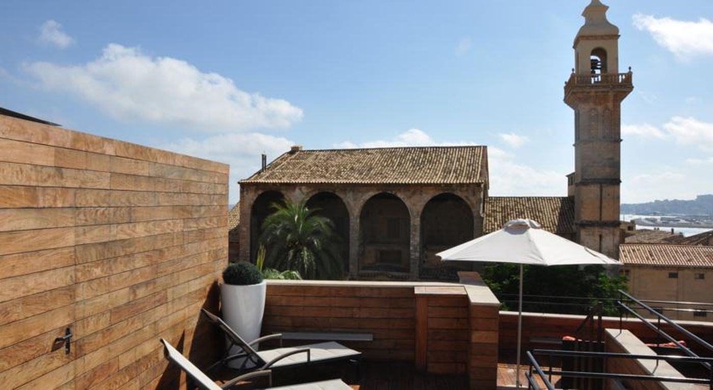 Hotel Santa Clara Urban Hotel & Spa