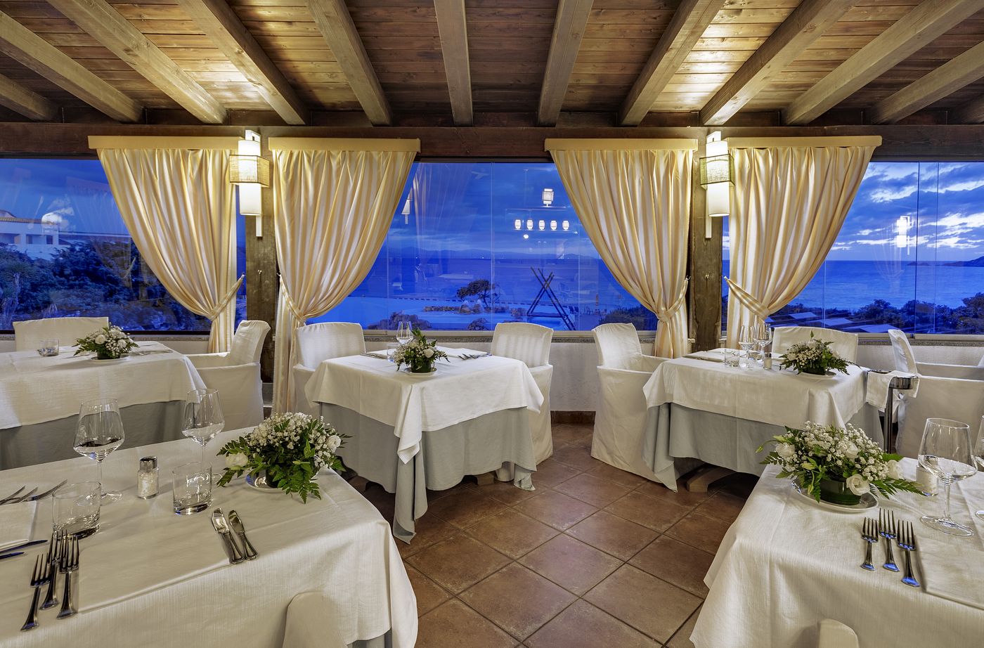 Colonna-Grand-Hotel-Capo-Testa-Restaurant-25