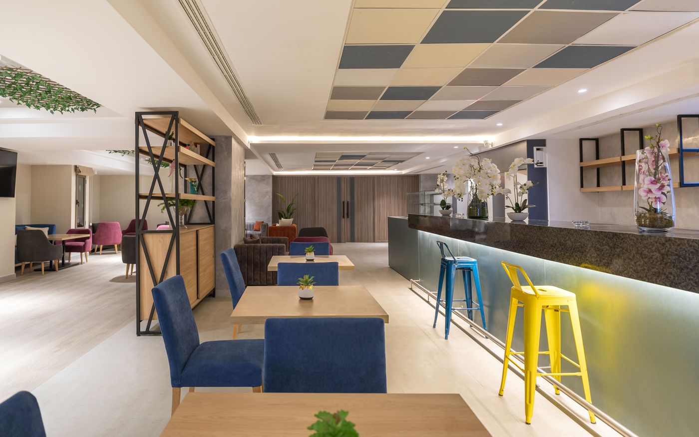 Campanile-El-Mechtel-Bar-17