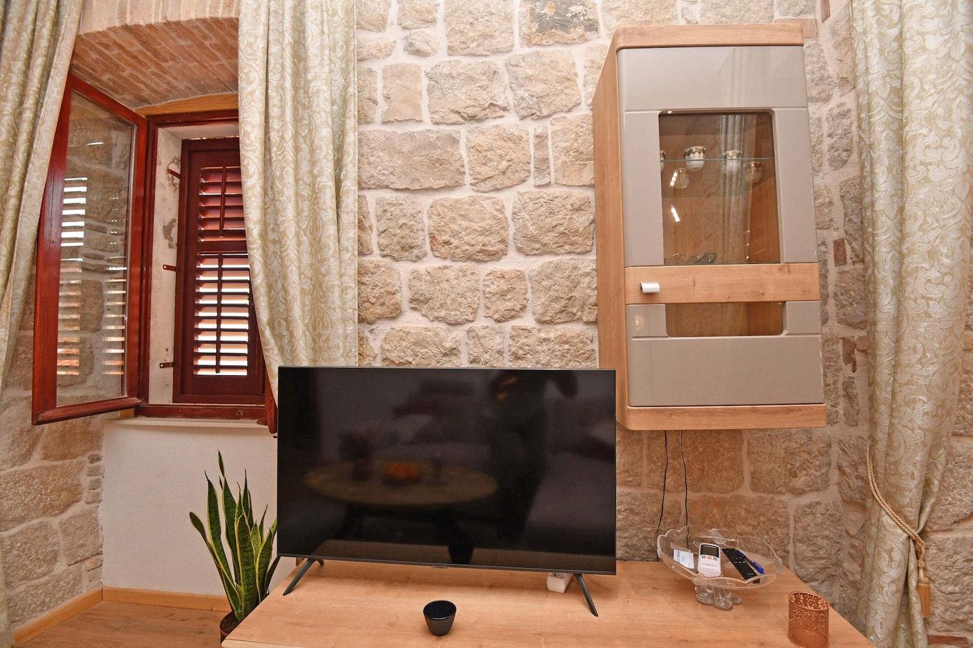 Orhan-Rooms-Dubrovnik-Room-19