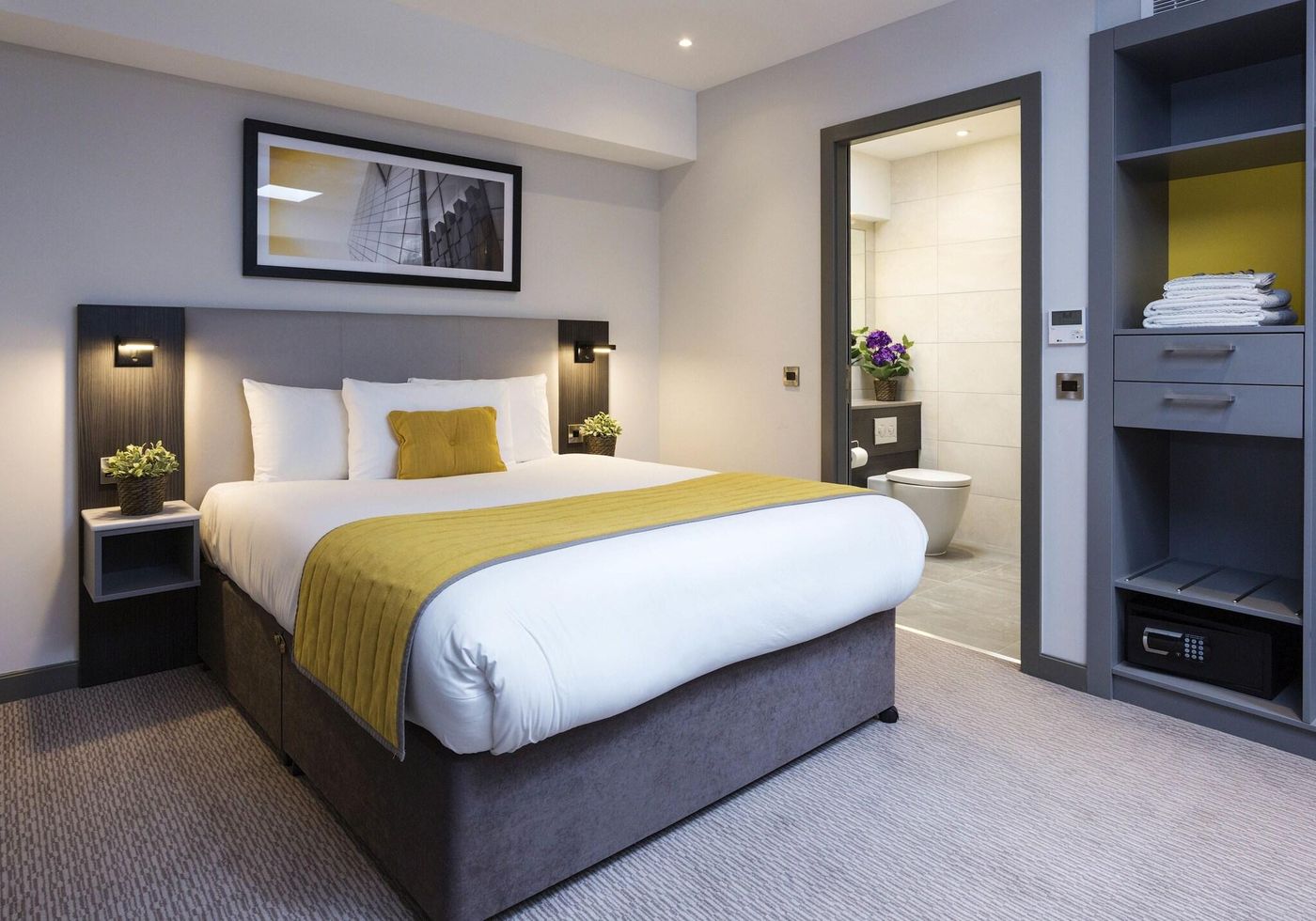 Maldron-Hotel-Pearse-Street-Room-5