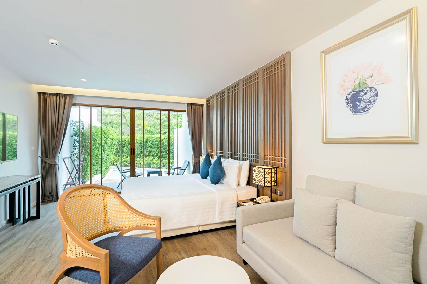 Bella-Nara-Phuket-Naiyang-Beach-Room-32